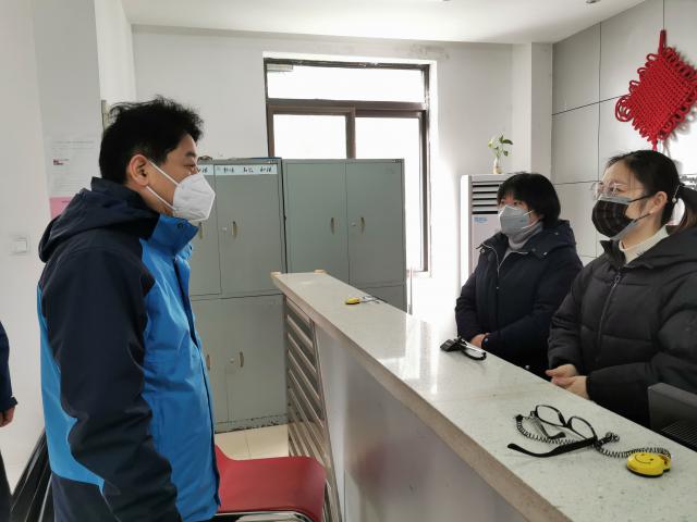 我身邊的共產(chǎn)黨員 地產(chǎn)集團 王學(xué)習(xí).jpg