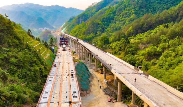 1747616306107908.jpg 07.jpg